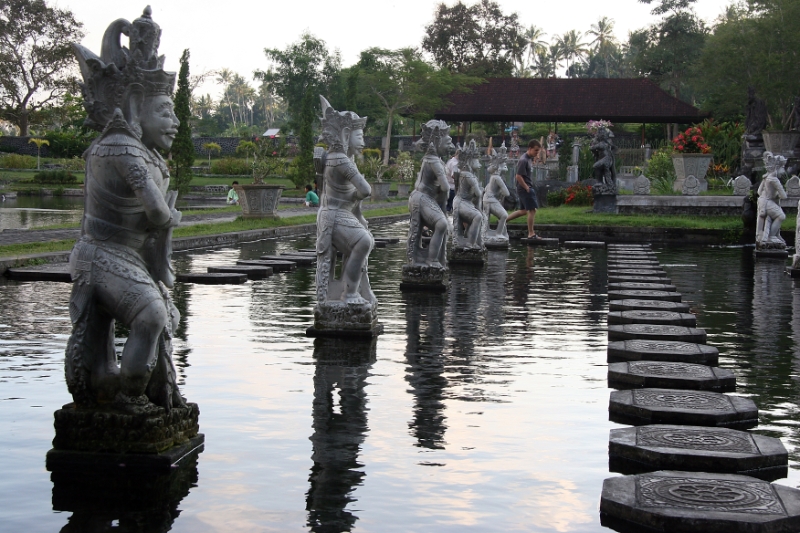 Raja's water palace, Bali Tirtagangga Indonesia 1.jpg - Indonesia Bali Tirtagangga. Raja's water palace
